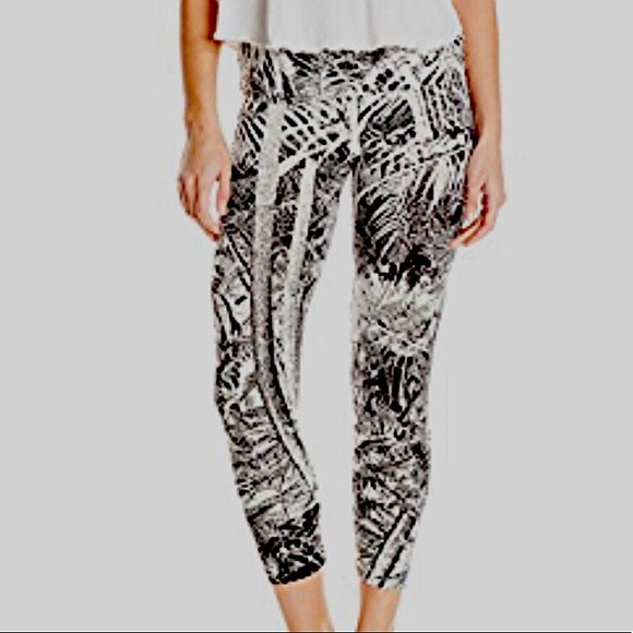 (Norma Kamali) Kamalikulture Tropical Palm Leggings - Picture 1 of 5